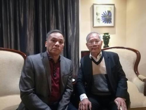 左起袁奕江、黃烈楷