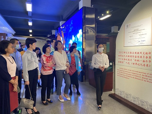 參觀汕頭僑批文物館.jpg