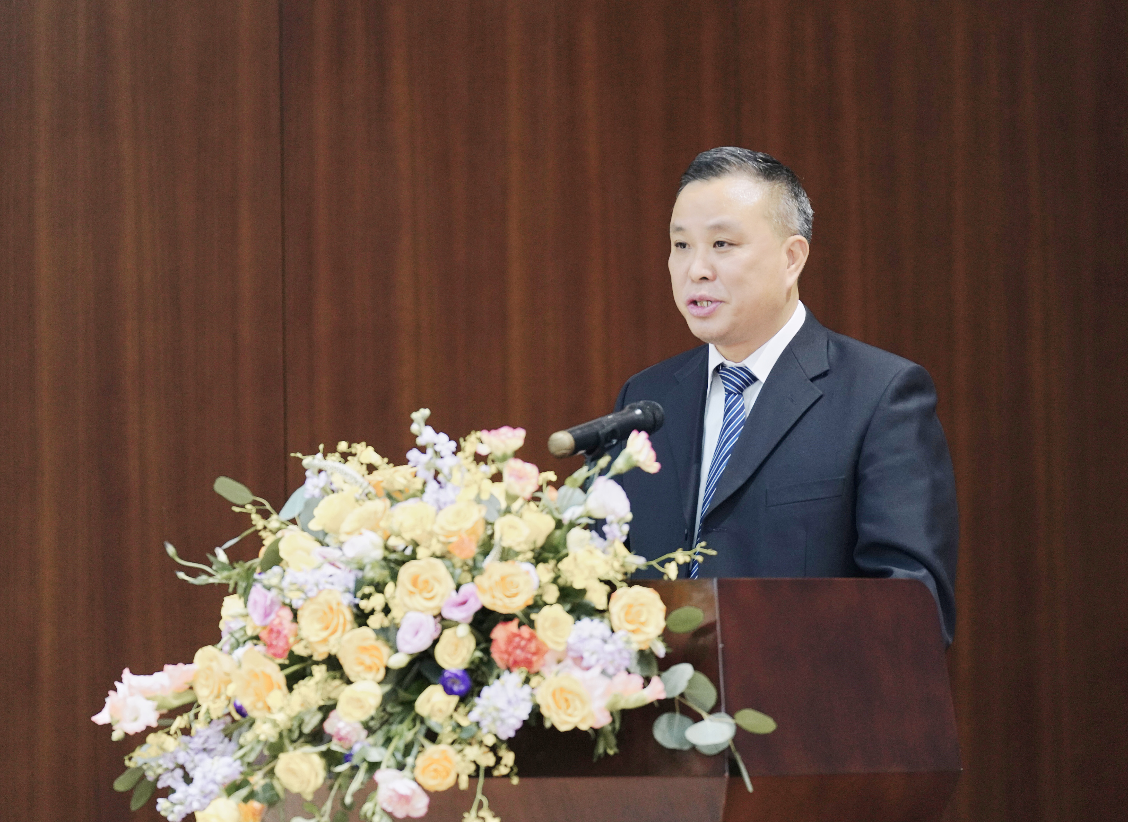 2市僑聯(lián)主席湯志平講話.jpg